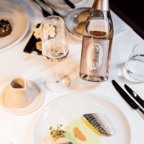 Leitz Eins-Zwei-Zero Sparkling Rosé Alcoholvrij - Afbeelding 4